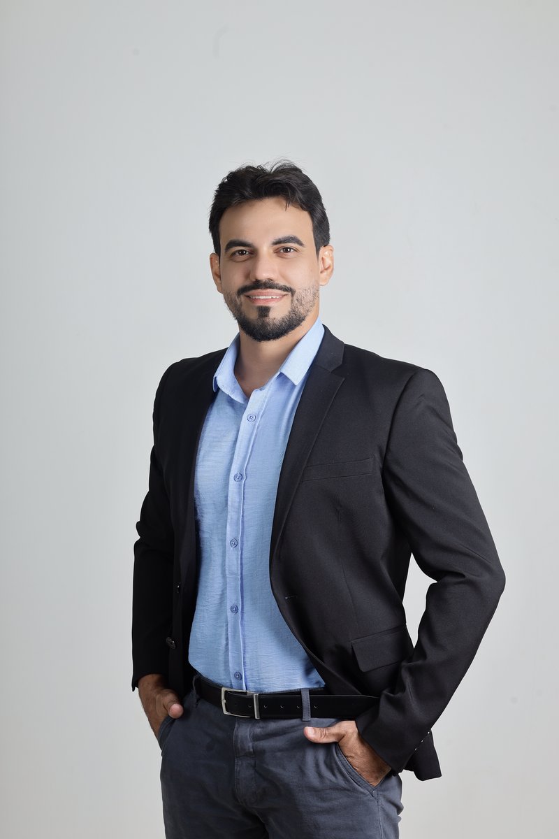 Professor Weslley Barros